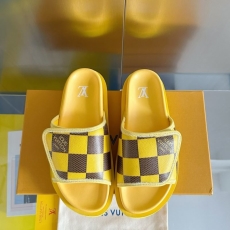 Louis Vuitton Slippers